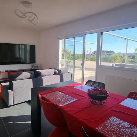 Le 7eme Ciel: Au Sommet De Apartment